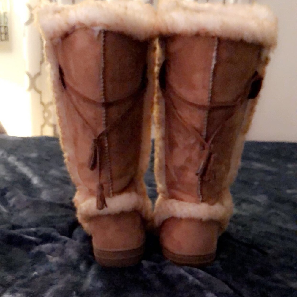 Fuzzy Boots